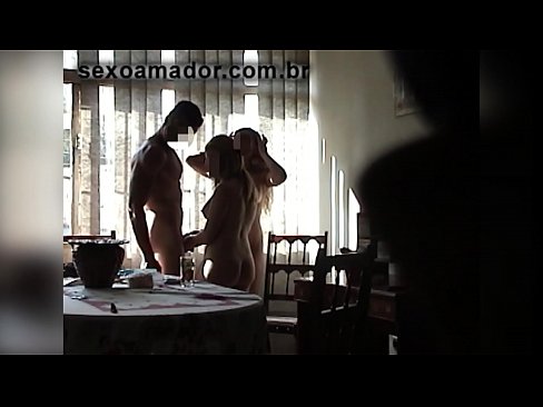 ❤️ دوستان سکس یک مرد غول پیکر و سه نفری را با او دعوت می کنند ❤️  شلخته در ما fa.fulldesisex.ru ❌